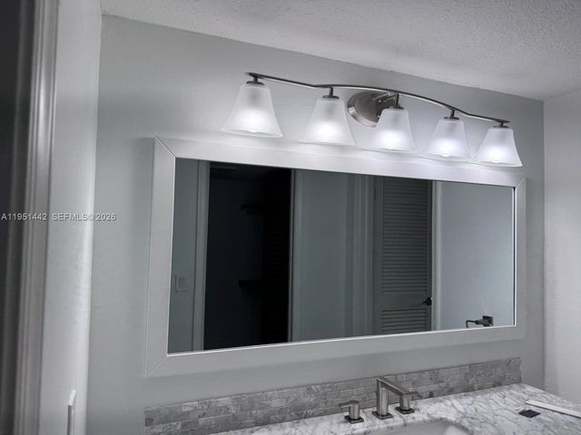 5917 Via Vermilya 203, Lake Worth, FL 33462