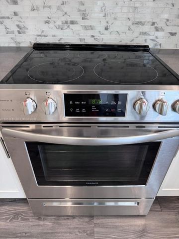 5917 Via Vermilya 203, Lake Worth, FL 33462