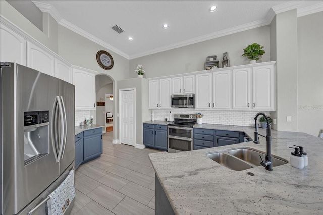 3301 CYPRESS LANDING DRIVE, Valrico, FL 33596