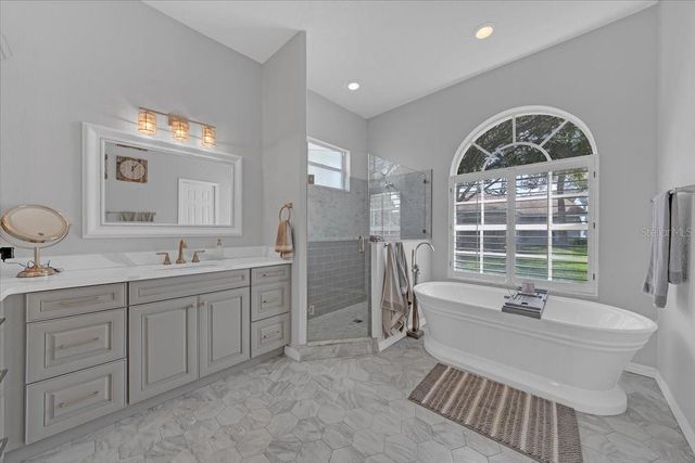 3301 CYPRESS LANDING DRIVE, Valrico, FL 33596