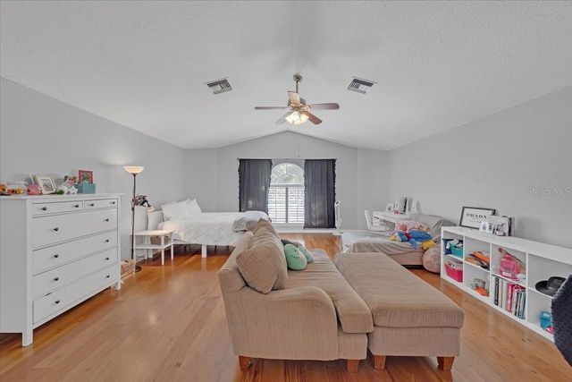 3301 CYPRESS LANDING DRIVE, Valrico, FL 33596