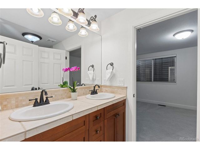 9565 Silent Hills Ln, Lone Tree, CO 80124