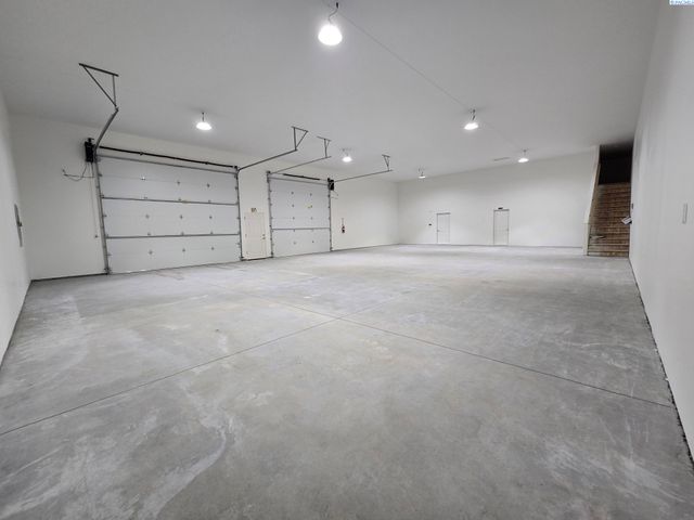 1505 E Spokane Street, Pasco, WA 99301