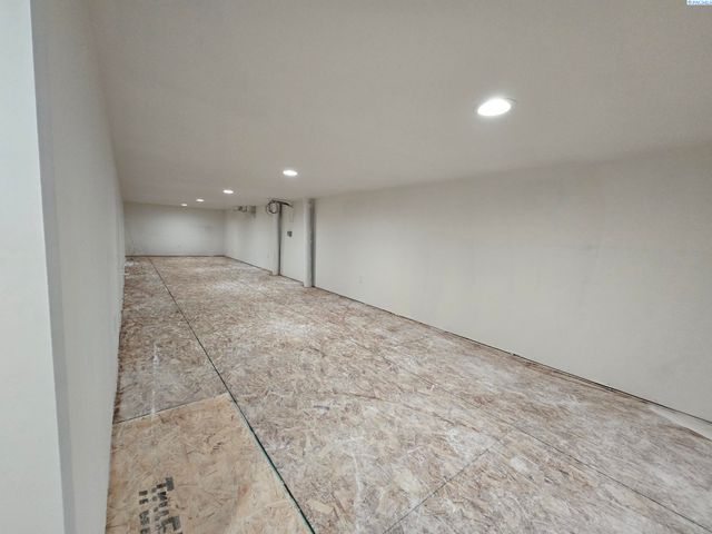 1505 E Spokane Street, Pasco, WA 99301