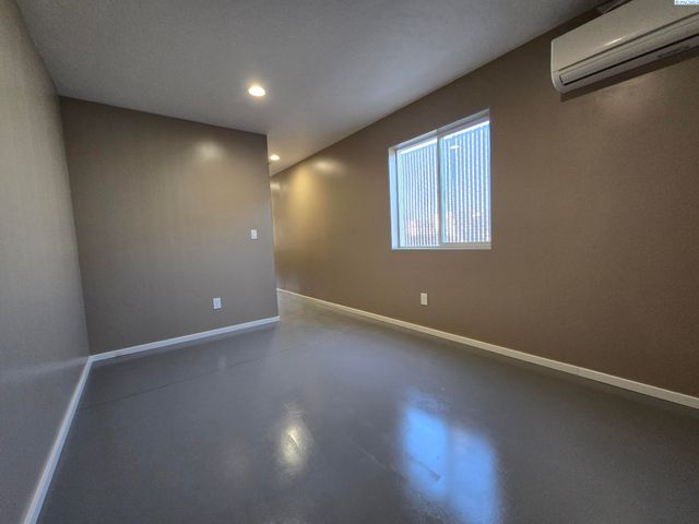 1505 E Spokane Street, Pasco, WA 99301