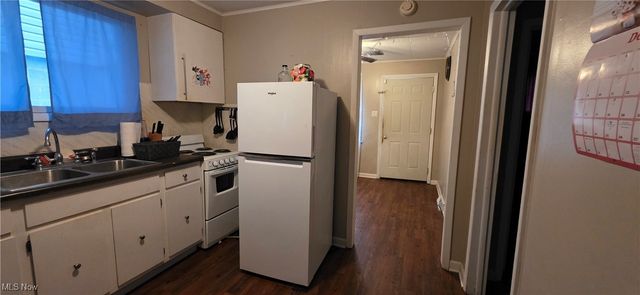 1406 NORTH 6TH Street, Martins Ferry, OH 43935