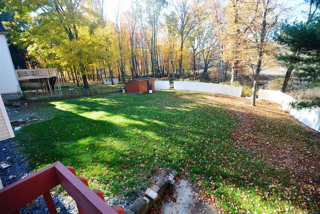 4696 Forest Creek Drive, Kalamazoo, MI 49009