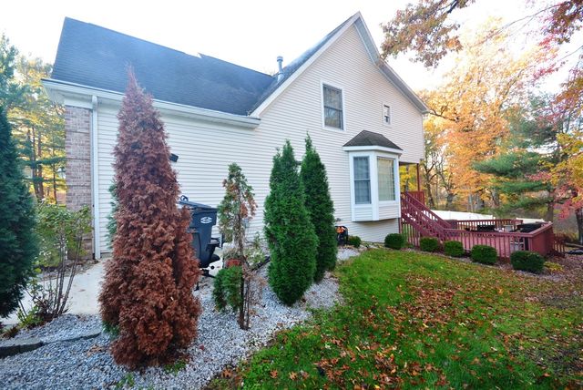 4696 Forest Creek Drive, Kalamazoo, MI 49009