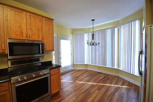 4696 Forest Creek Drive, Kalamazoo, MI 49009