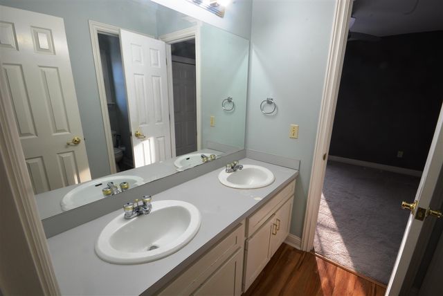 4696 Forest Creek Drive, Kalamazoo, MI 49009