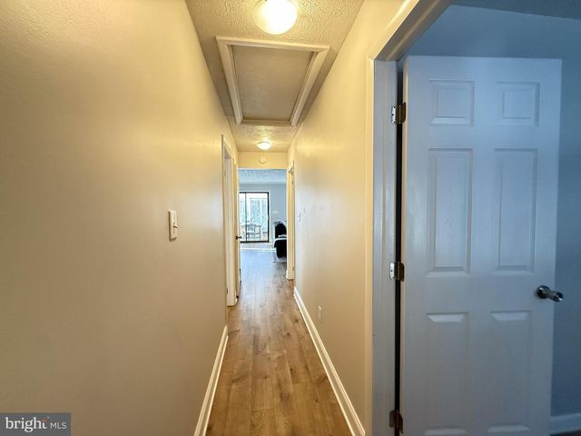 1570 SULLIVAN TRL, Tannersville, PA 18372