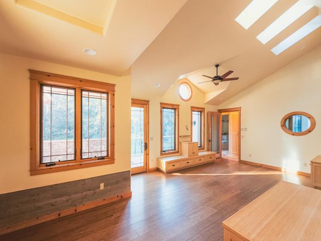 8259 Prospect St, Mokelumne Hill, CA 95245