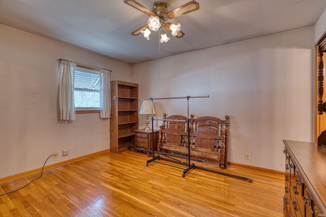 1300 Western Hills Drive, Evansville, IN 47720