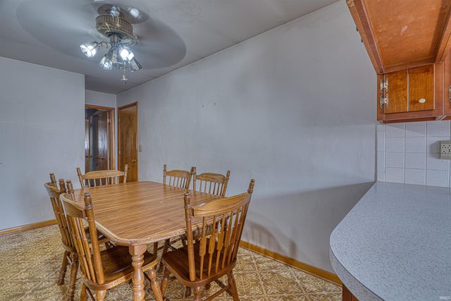 1300 Western Hills Drive, Evansville, IN 47720