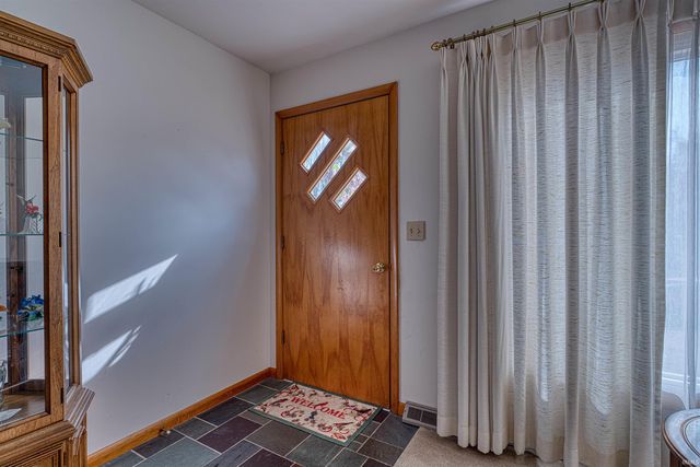 1300 Western Hills Drive, Evansville, IN 47720