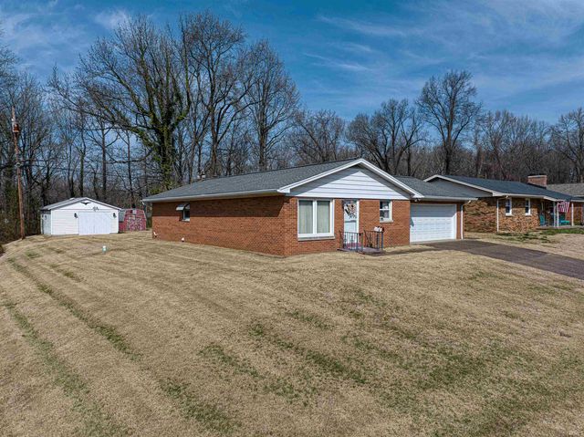 1300 Western Hills Drive, Evansville, IN 47720