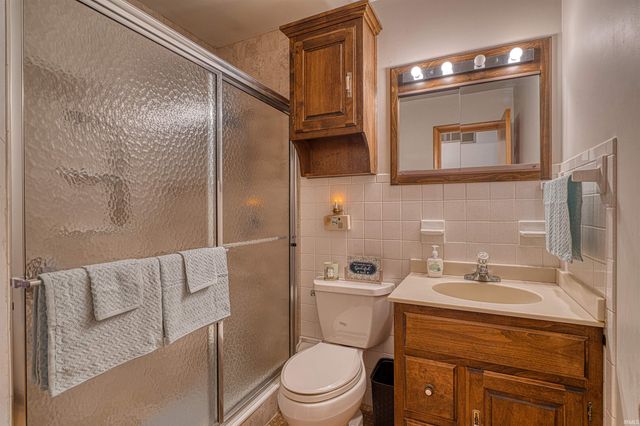 1300 Western Hills Drive, Evansville, IN 47720