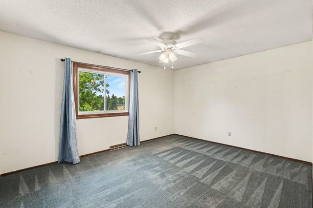 1728 132nd Avenue NE, Blaine, MN 55449