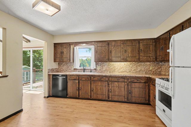 1728 132nd Avenue NE, Blaine, MN 55449