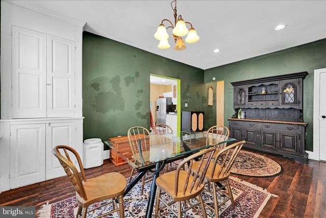 548 W BROADWAY, Red Lion, PA 17356