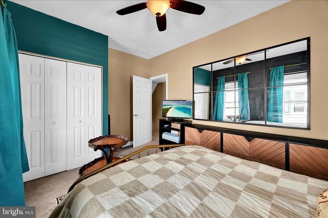 548 W BROADWAY, Red Lion, PA 17356