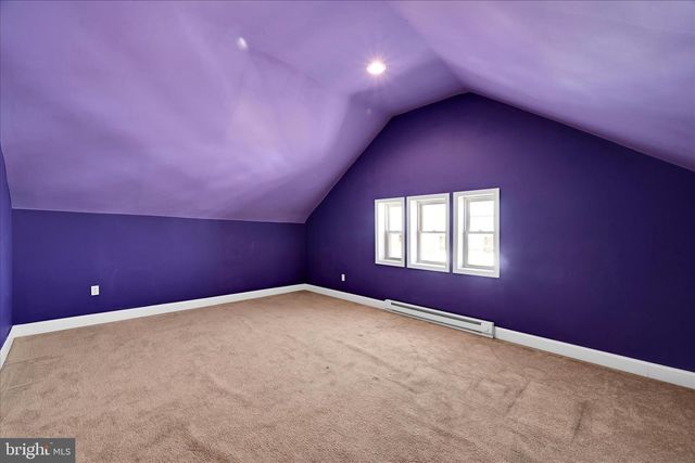 548 W BROADWAY, Red Lion, PA 17356