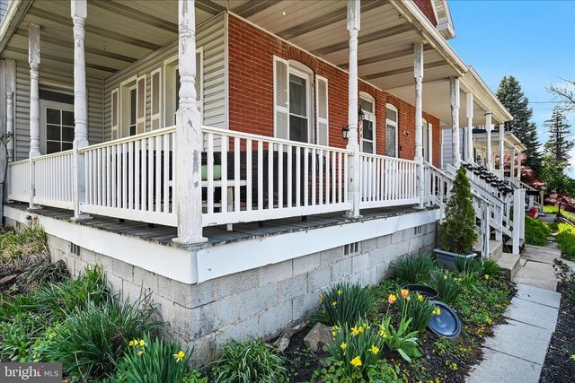 548 W BROADWAY, Red Lion, PA 17356