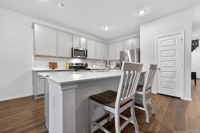 132 Bella Rosa Trl, Cibolo, TX 78108