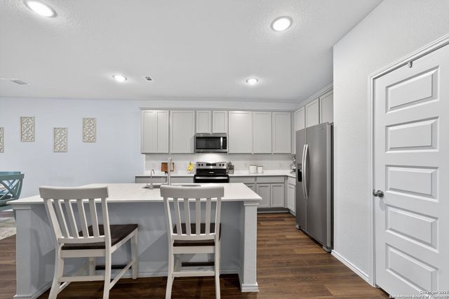 132 Bella Rosa Trl, Cibolo, TX 78108