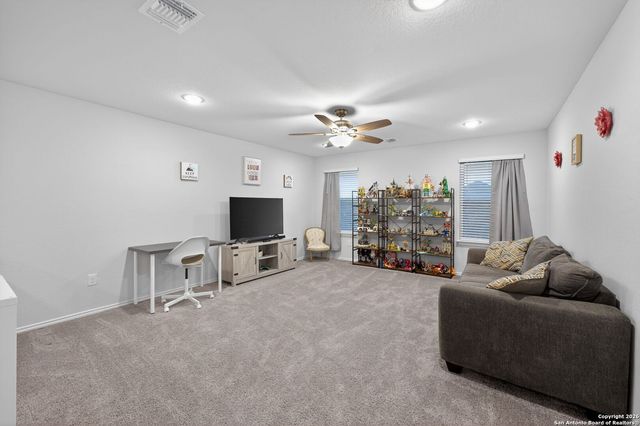 132 Bella Rosa Trl, Cibolo, TX 78108