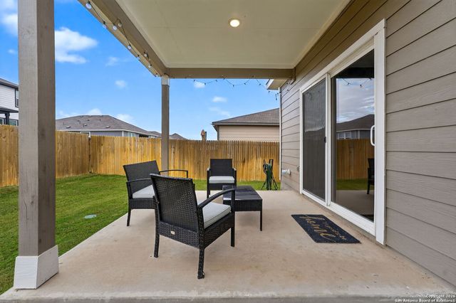 132 Bella Rosa Trl, Cibolo, TX 78108