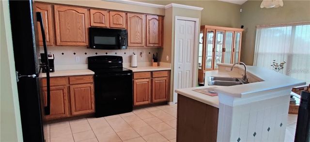 354 LEXINGDALE, Orlando, FL 32828