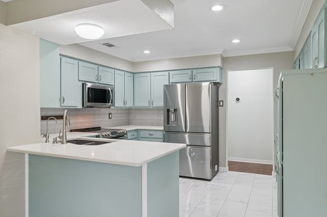 1905 Country Club Drive, Plano, TX 75074