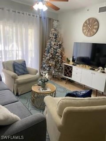 4650 Saint Croix LN 726, Naples, FL 34109