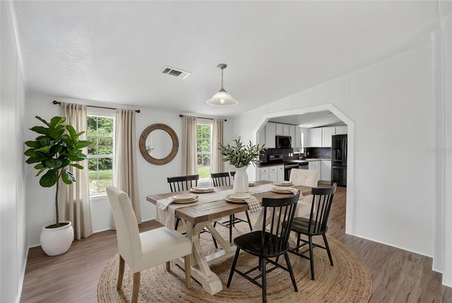 9150 WOOD TERRACE DRIVE, Tampa, FL 33637