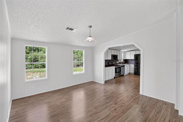 9150 WOOD TERRACE DRIVE, Tampa, FL 33637