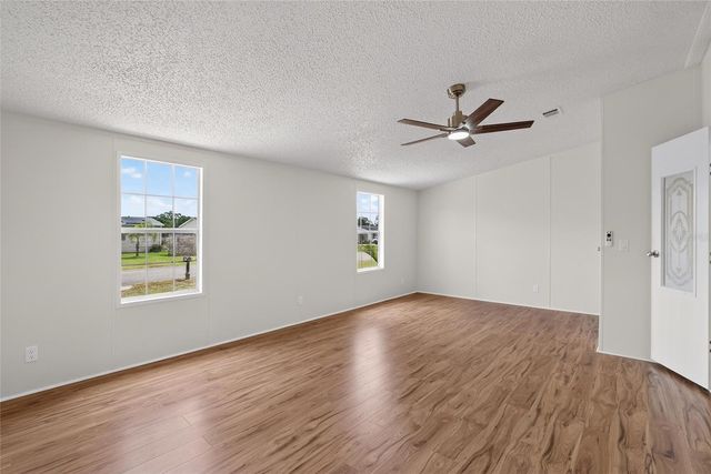9150 WOOD TERRACE DRIVE, Tampa, FL 33637