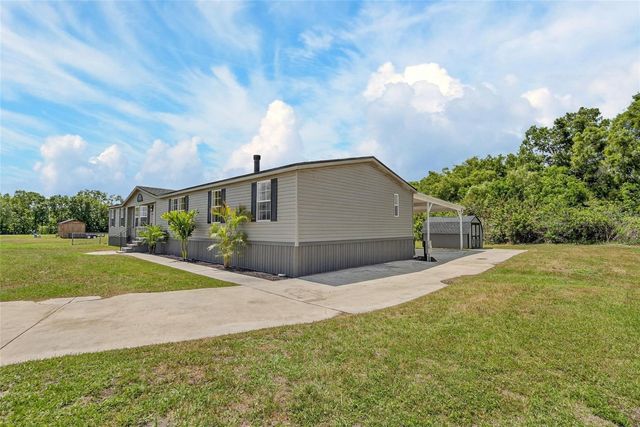 9150 WOOD TERRACE DRIVE, Tampa, FL 33637