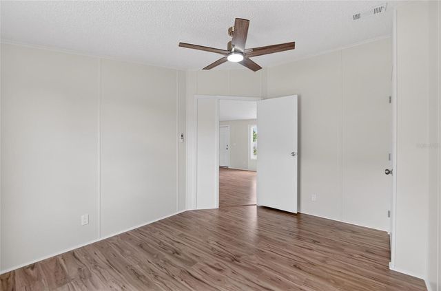 9150 WOOD TERRACE DRIVE, Tampa, FL 33637