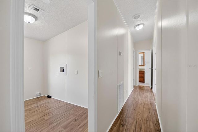 9150 WOOD TERRACE DRIVE, Tampa, FL 33637