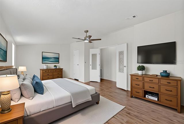 9150 WOOD TERRACE DRIVE, Tampa, FL 33637