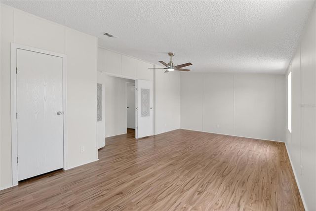 9150 WOOD TERRACE DRIVE, Tampa, FL 33637
