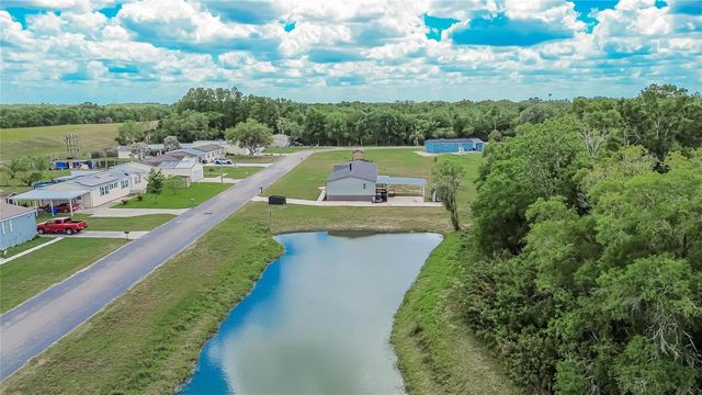 9150 WOOD TERRACE DRIVE, Tampa, FL 33637