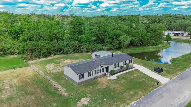 9150 WOOD TERRACE DRIVE, Tampa, FL 33637