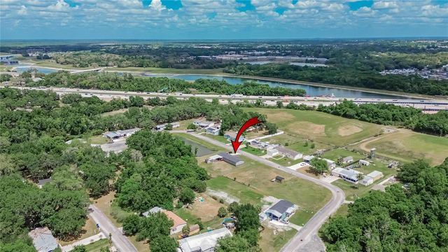 9150 WOOD TERRACE DRIVE, Tampa, FL 33637