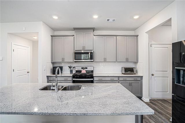 279 Persian Ivy Way, Dallas, GA 30132