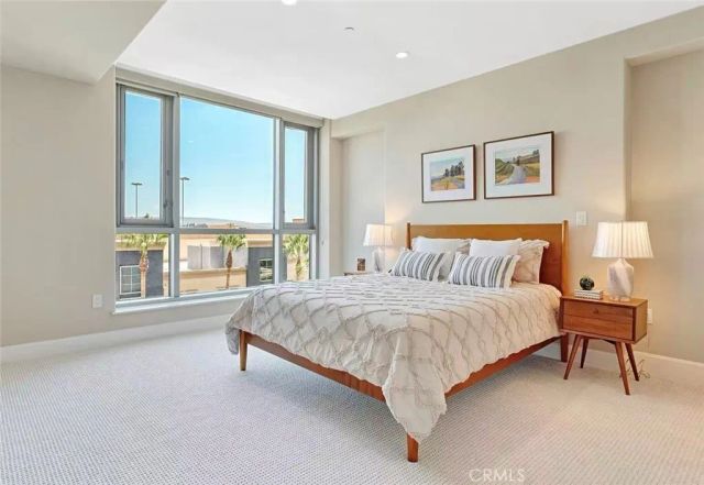 3064 Scholarship, Irvine, CA 92612