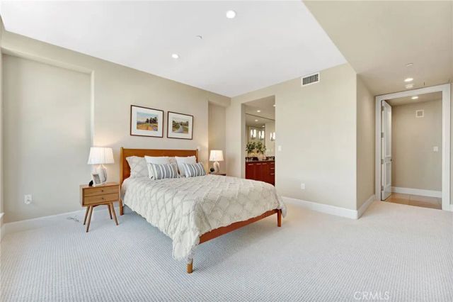 3064 Scholarship, Irvine, CA 92612