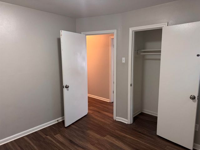 3788 BISHOPS BRIDGE RD, Memphis, TN 38118