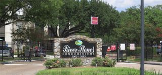 3025 Walnut Bend Lane 21, Houston, TX 77042